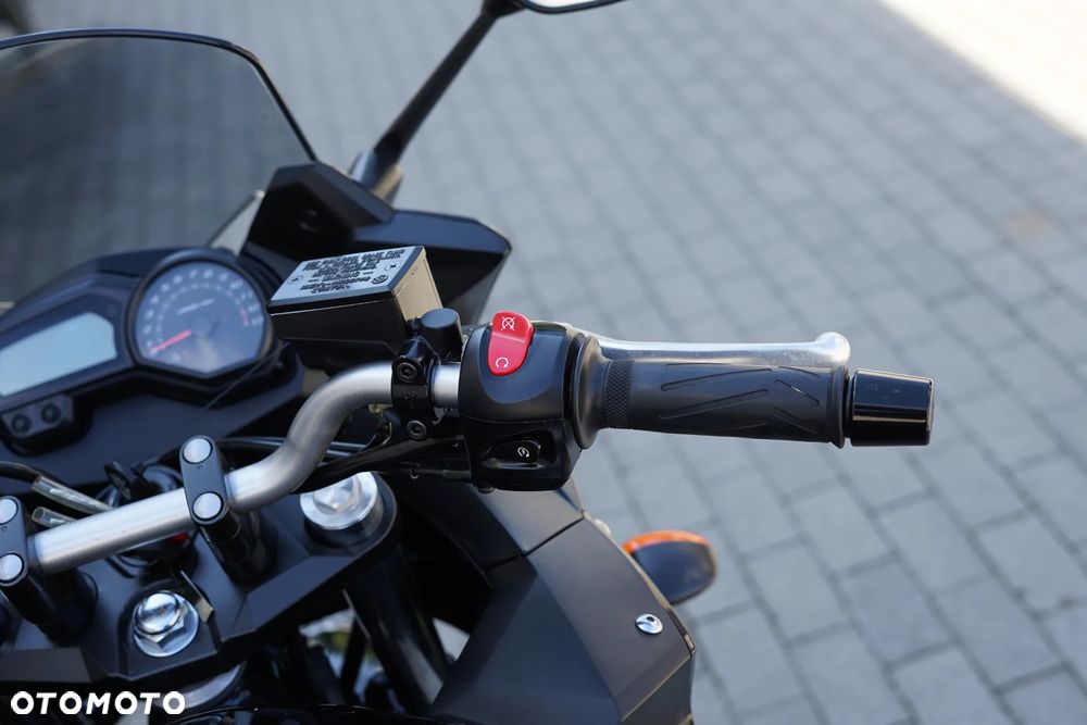 Yamaha XJ - 17