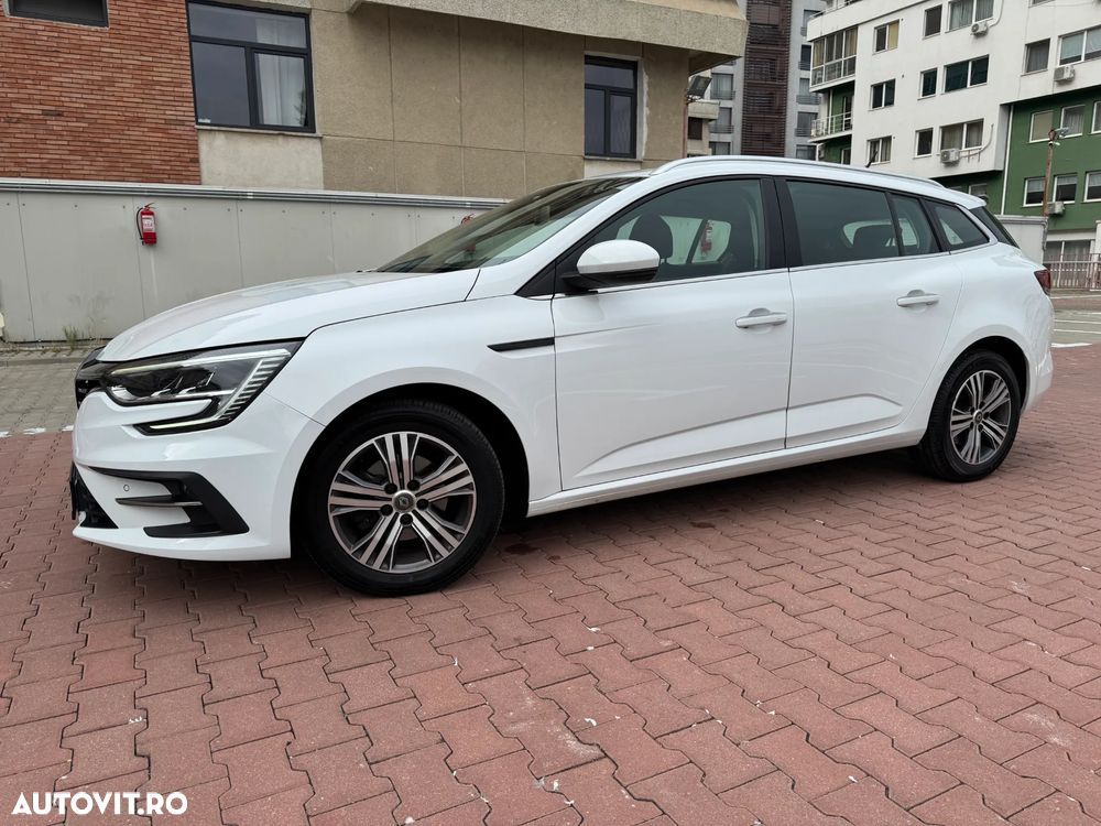 Renault Megane 2023 photo 2