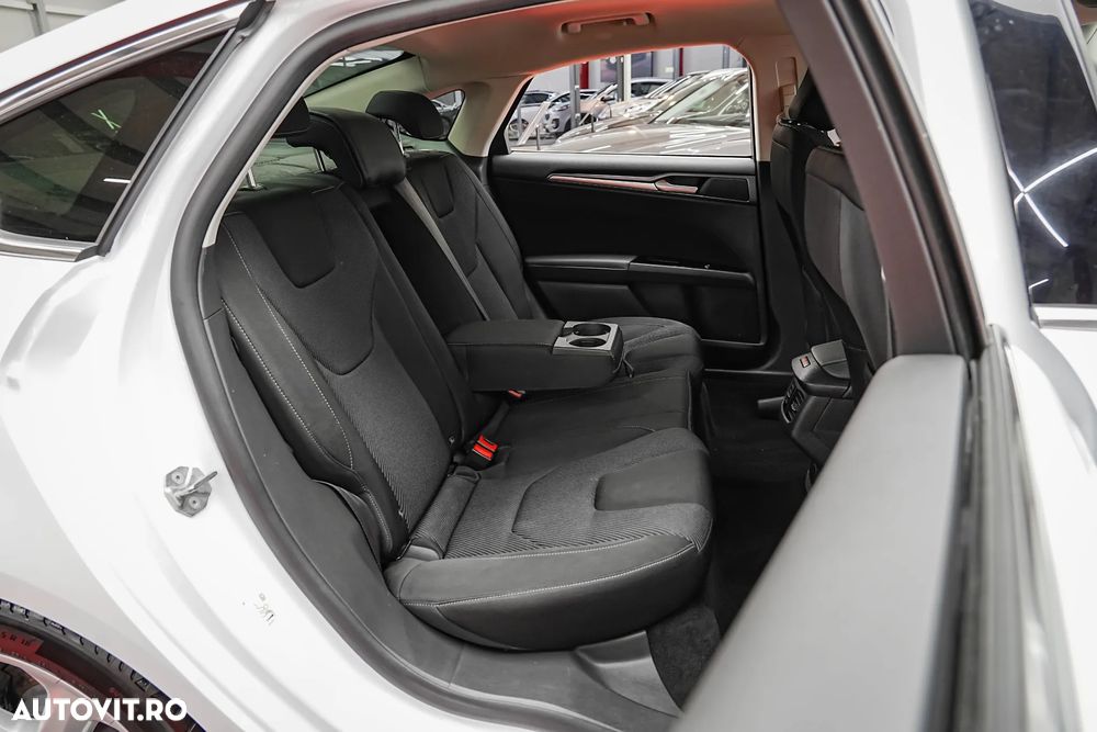 Ford Mondeo 2.0 Ti-VCT Hybrid Titanium - 10