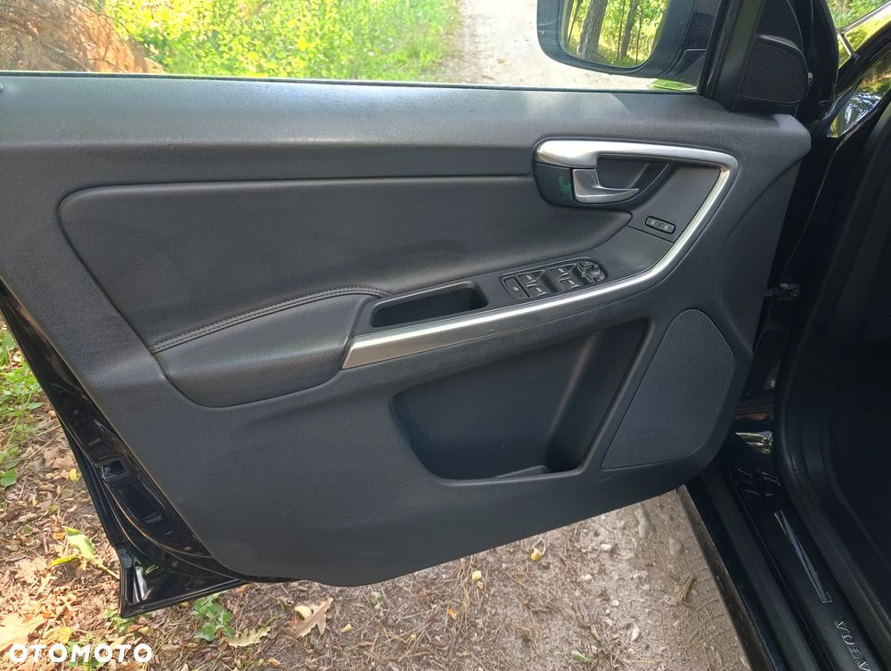 Volvo XC 60 - 22