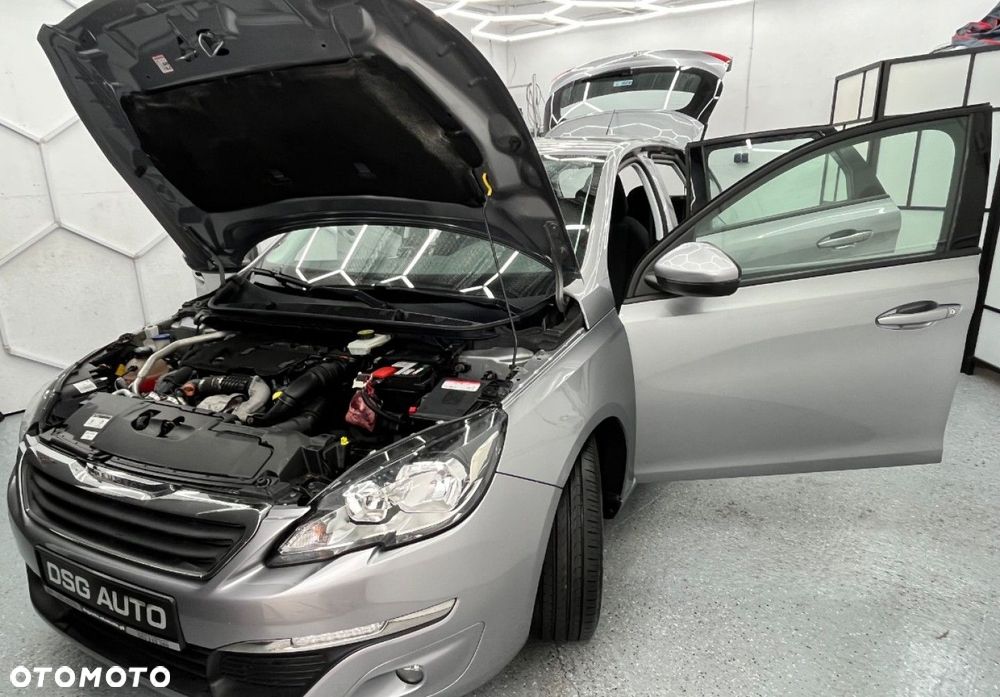 Peugeot 308 - 35