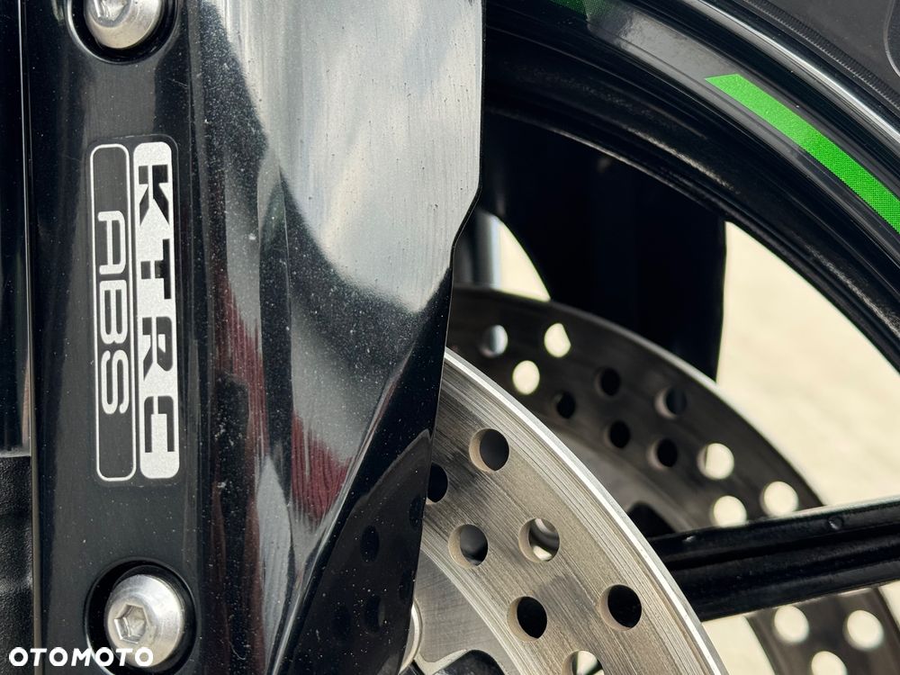 Kawasaki Ninja 1000 SX - 40