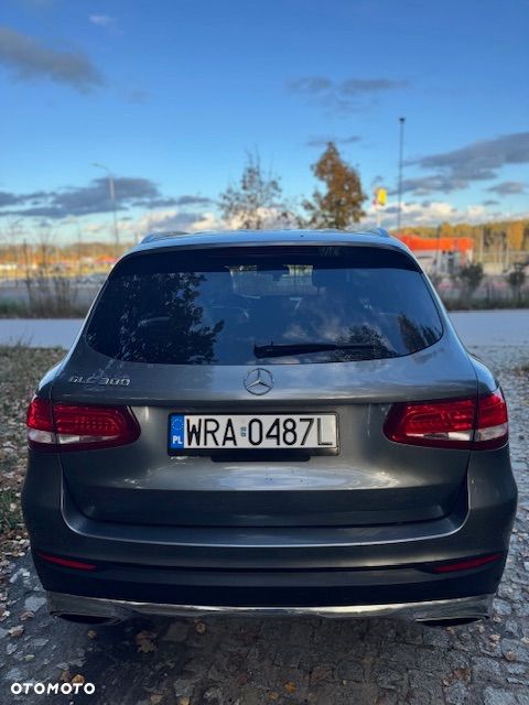 Mercedes-Benz GLC - 8