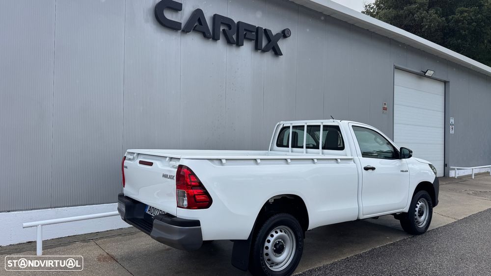 Toyota Hilux 2.4 D-4D 4X4 - 19