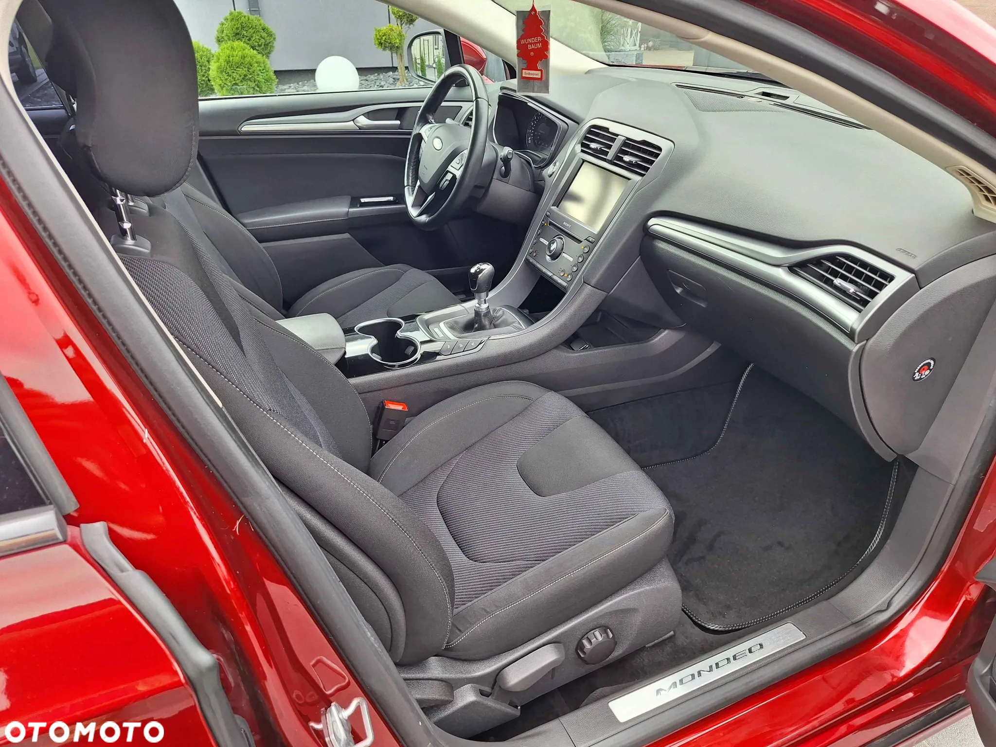 Ford Mondeo 2.0 TDCi Ambiente - 19