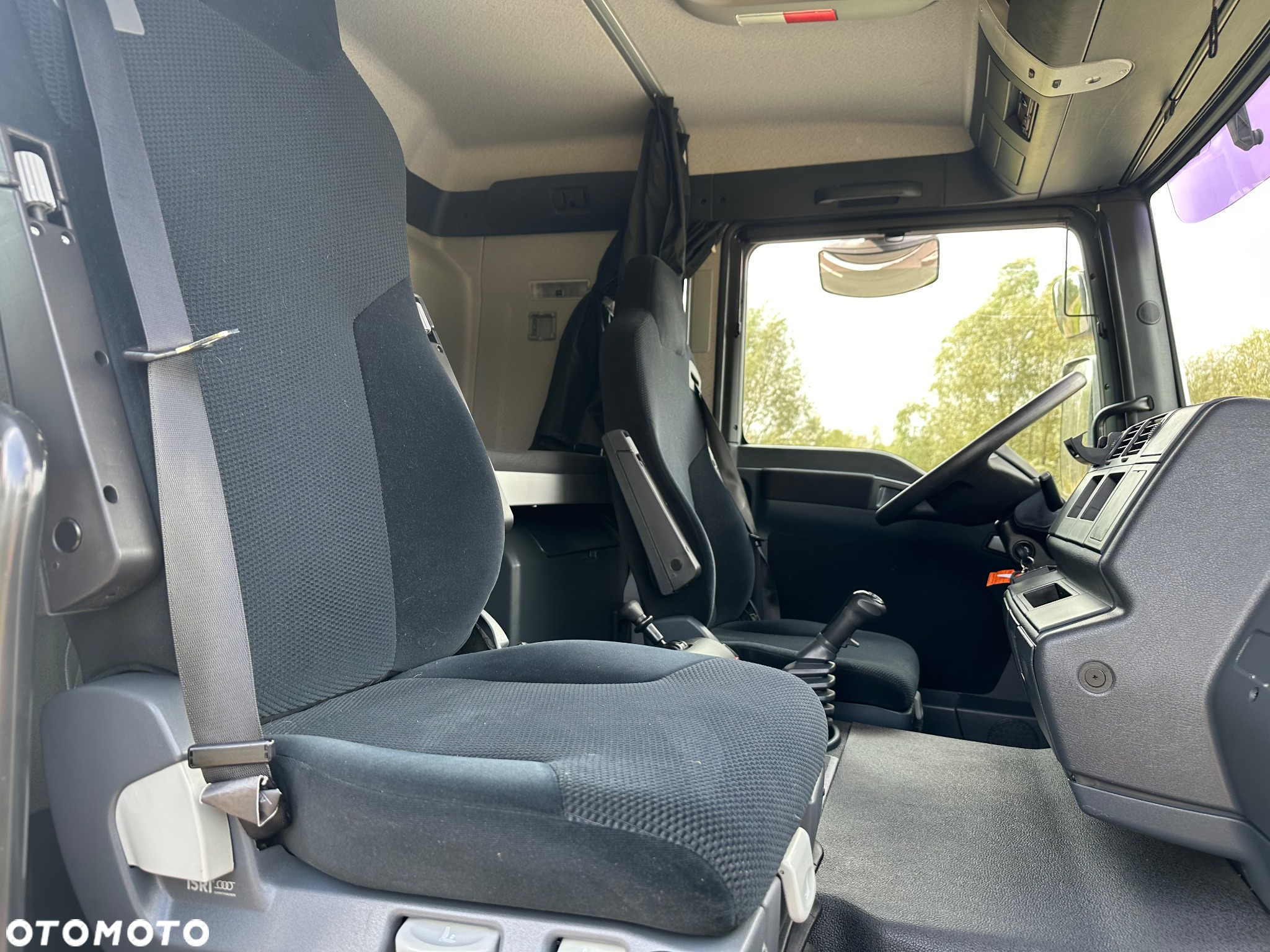 MAN TGM 18.340 EEV  167 tys km KONTENER  7.40M - 21