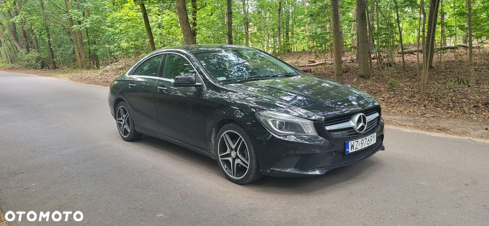 Mercedes-Benz CLA 200 7G-DCT - 7