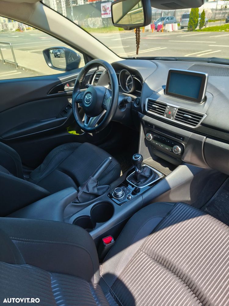 Mazda 3 G100 Attraction - 10