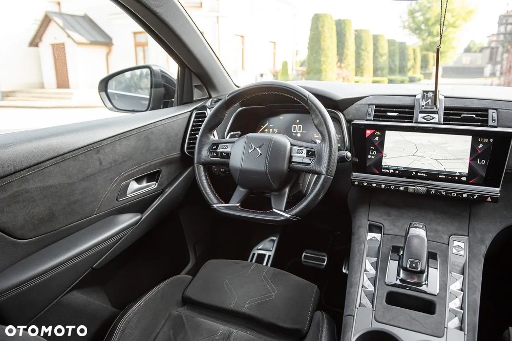 DS Automobiles DS 7 Crossback 2.0 BlueHDi Performance Line + - 27