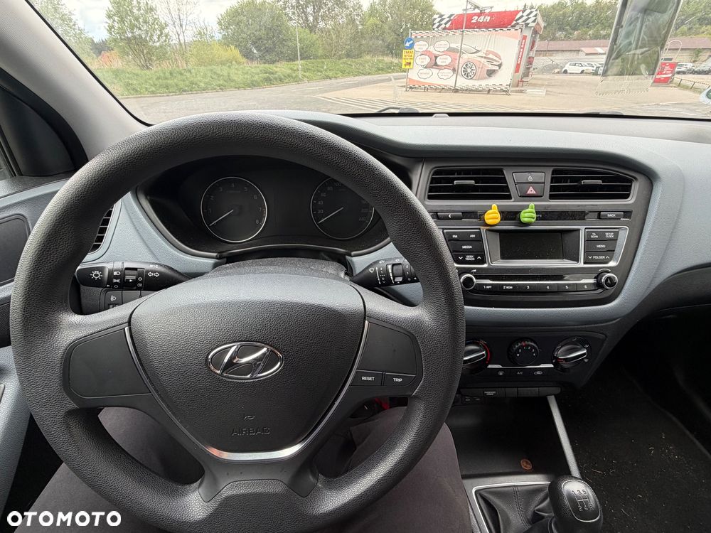 Hyundai i20 blue 1.2 Classic - 5