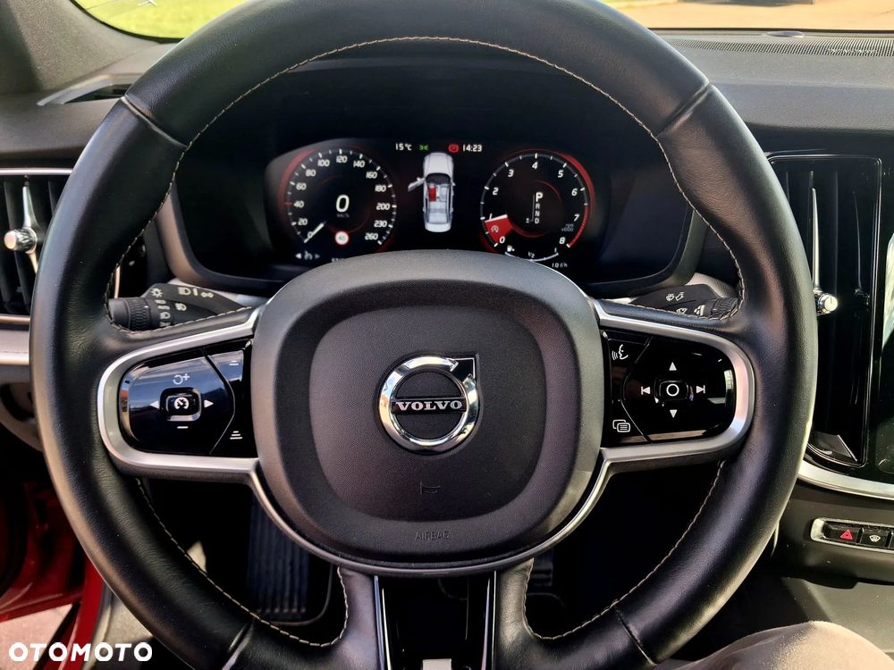 Volvo S60 T4 R-Design First Edition - 7