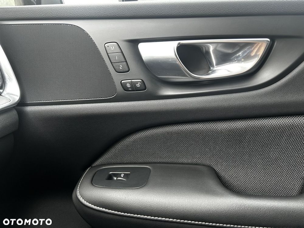 Volvo S60 - 19