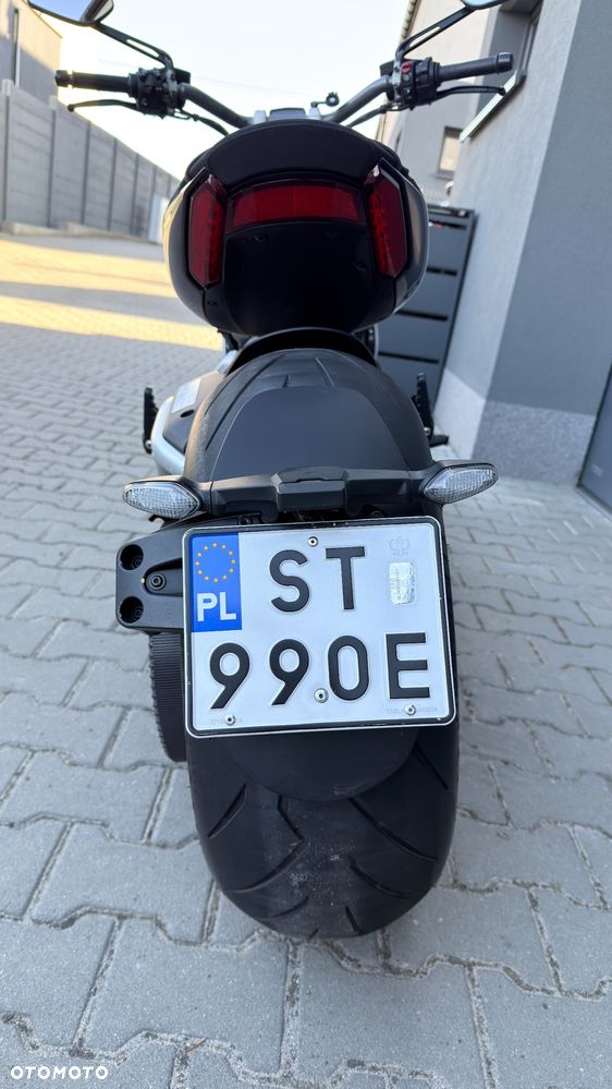 Ducati Diavel - 16