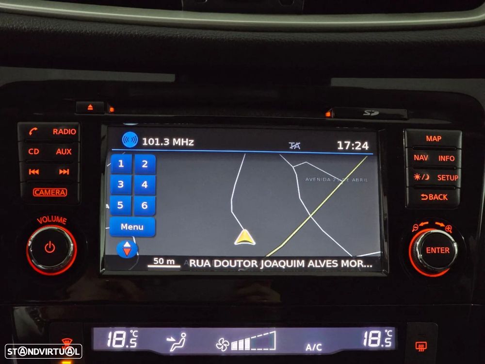 Nissan Qashqai 1.5 dCi N-Connecta 18 - 9