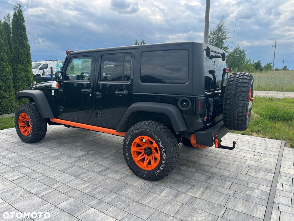 Jeep Wrangler 2.8 CRD Unlim Rubicon - 11