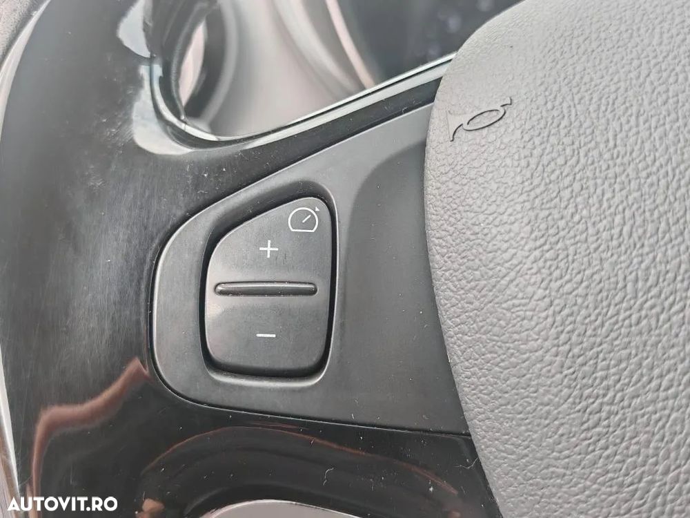 Renault Captur (ENERGY) dCi 90 EDC LIMITED - 14
