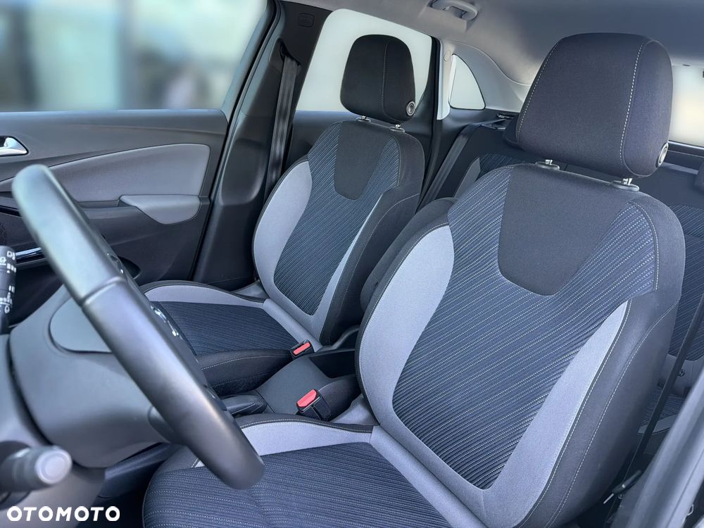 Opel Crossland X 1.2 T Design Line S&S - 11