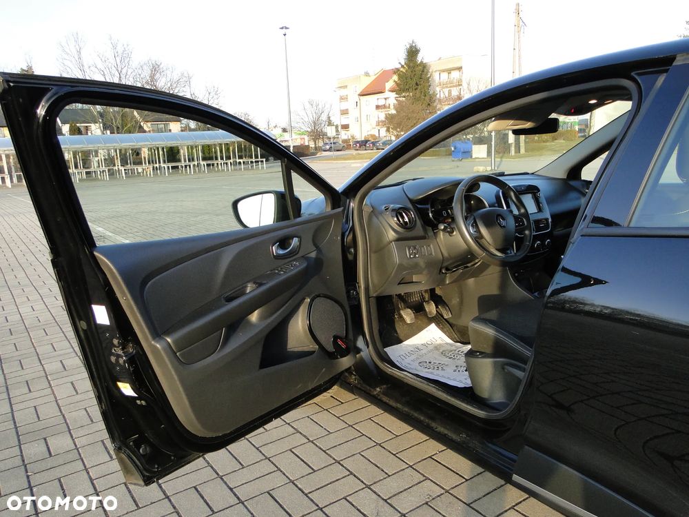 Renault Clio 1.2 16V 75 LIMITED 2018 - 14