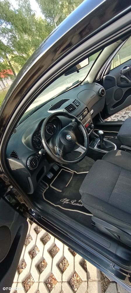 Alfa Romeo 147 1.6 Twin Spark ECO Distinctive - 14