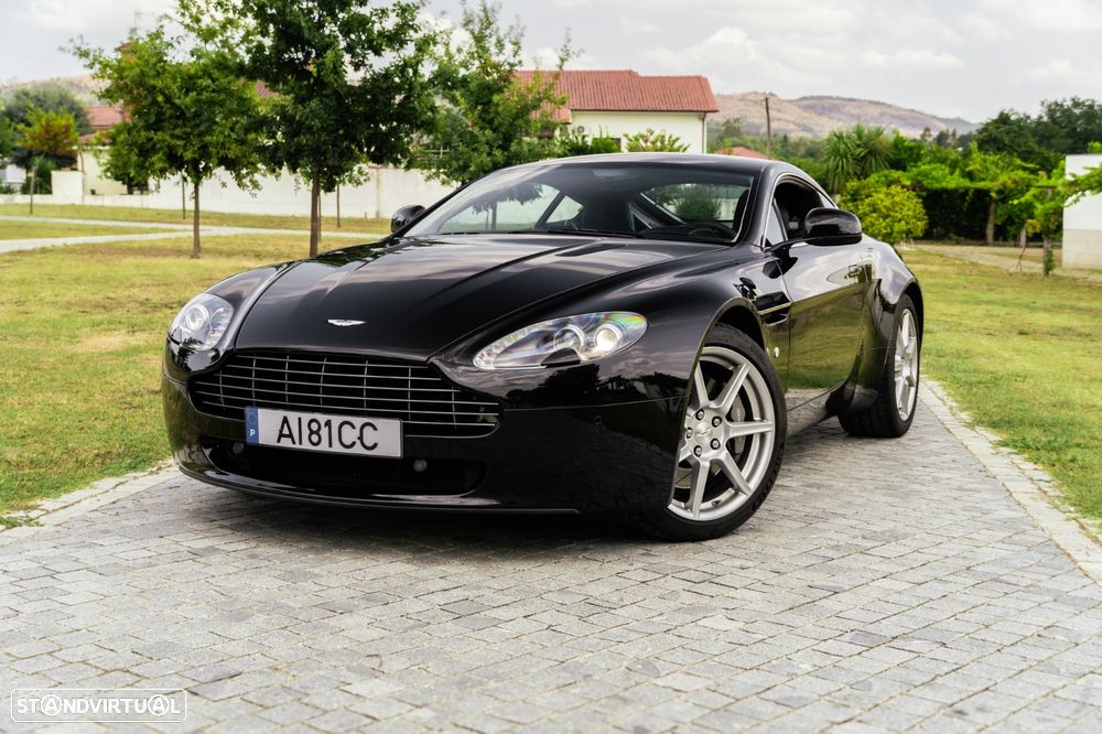Aston Martin Vantage Coupe V8 Sportshift - 18