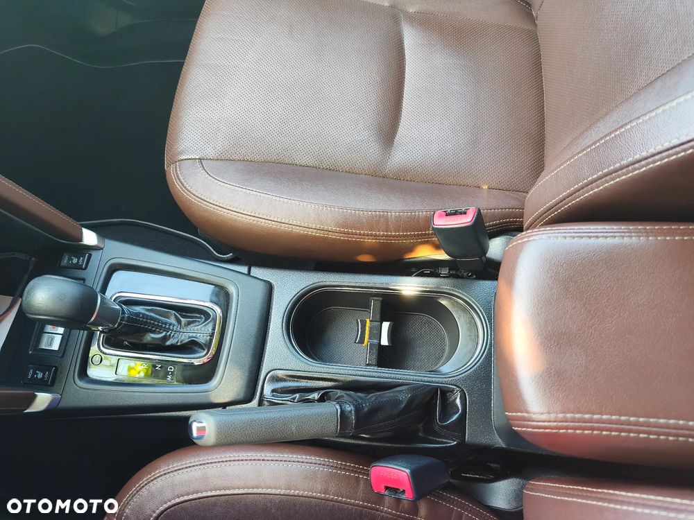 Subaru Forester 2.0 XT Platinum Lineartronic - 20