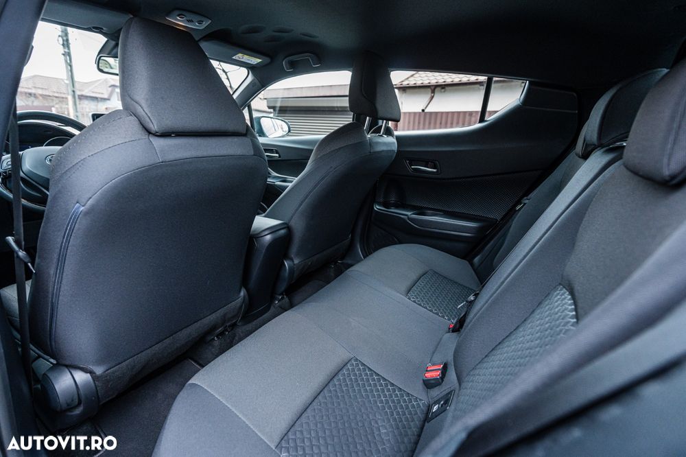 Toyota C-HR 1.8 HSD 4x2 CVT C-ult LED - 26