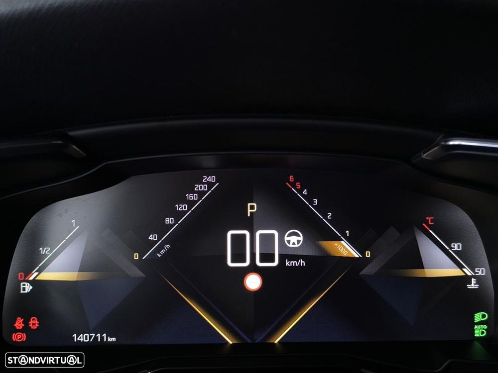 DS DS7 Crossback 2.0 BlueHDi Grand Chic EAT8 - 13