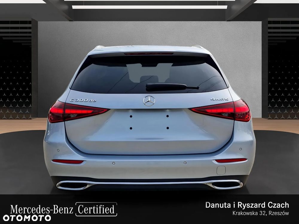 Mercedes-Benz Klasa C 300 de PHEV 4-Matic Avantgarde - 4
