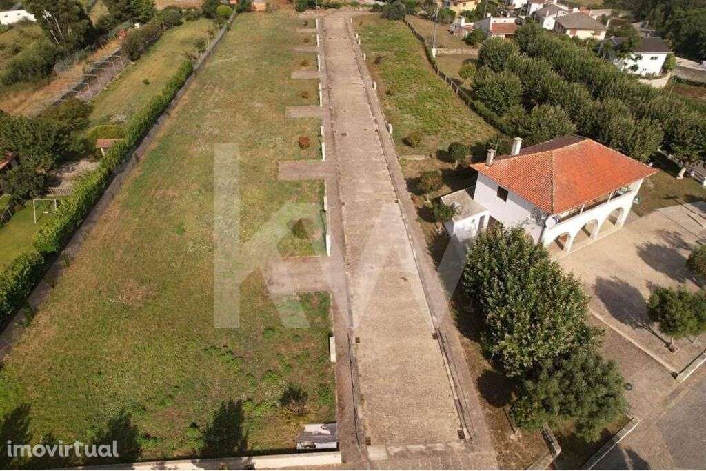 Lote totalmente infraestruturado em Moledo (S.ª Pé da Cruz) - Grande imagem: 3/9