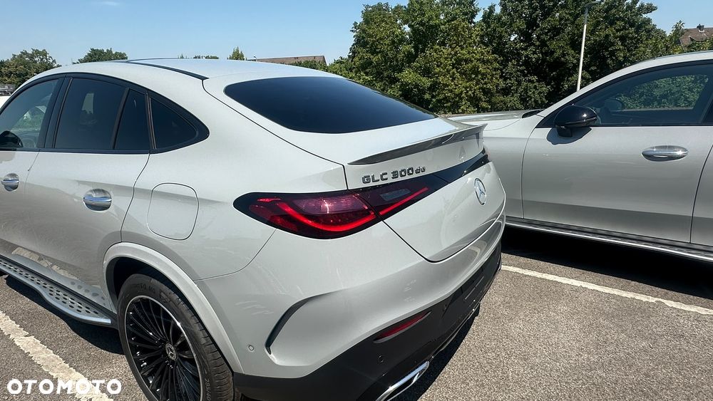 Mercedes-Benz GLC 300 de 4-Matic AMG Line - 5