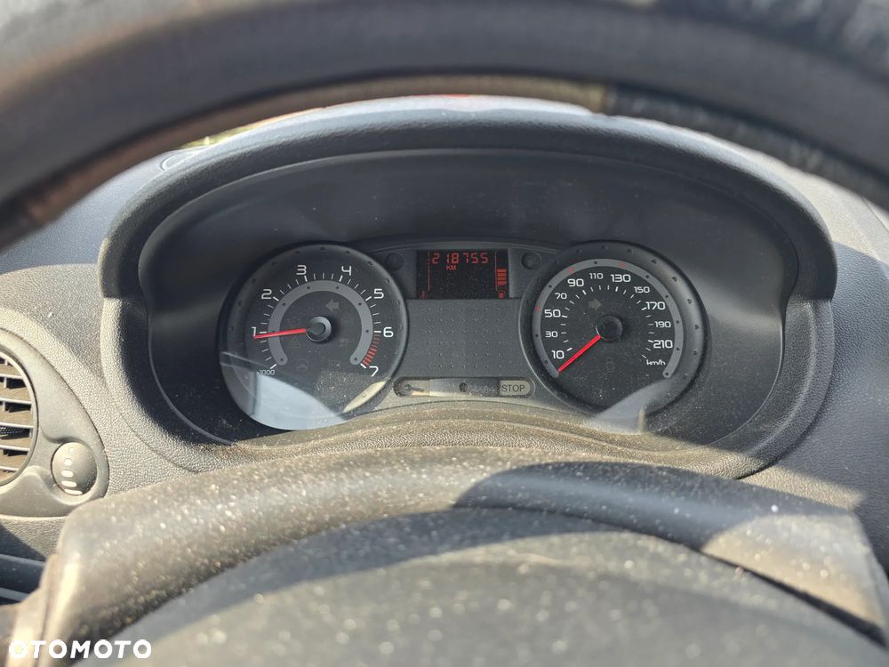 Renault Clio 1.4 16V Expression - 17