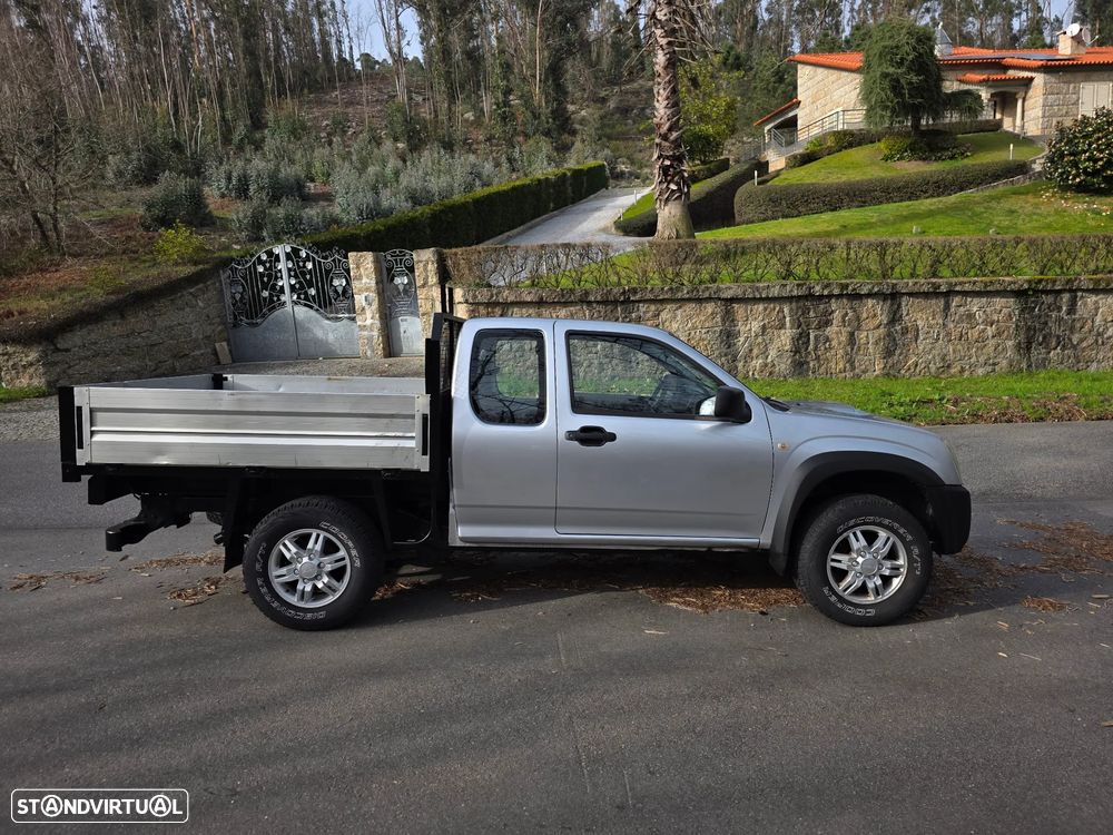 Isuzu D-Max 2.5 DTi CL 4WD L4 CM - 9