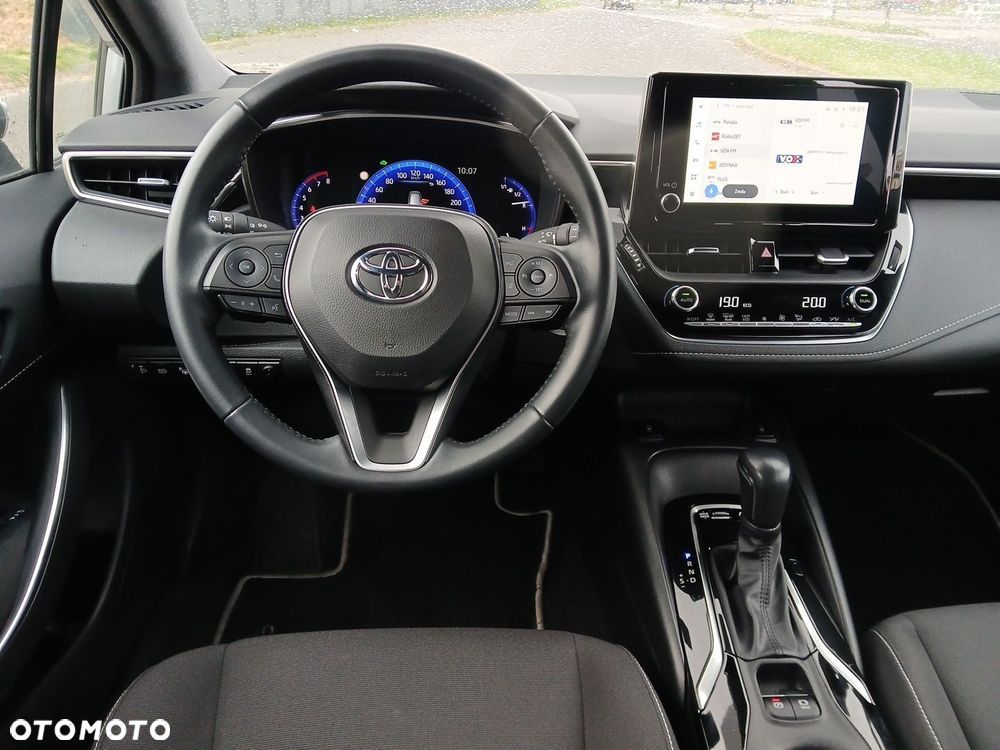 Toyota Corolla 2.0 Hybrid Comfort - 24