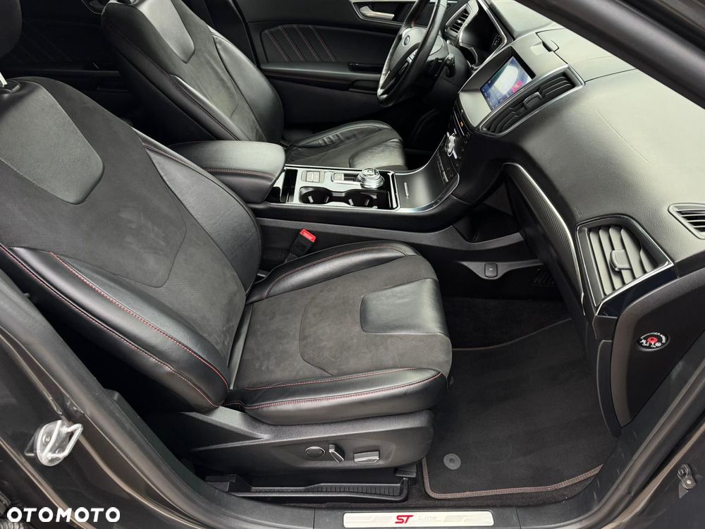 Ford Edge 2.0 EcoBlue Bi-Turbo 4x4 ST-LINE - 30