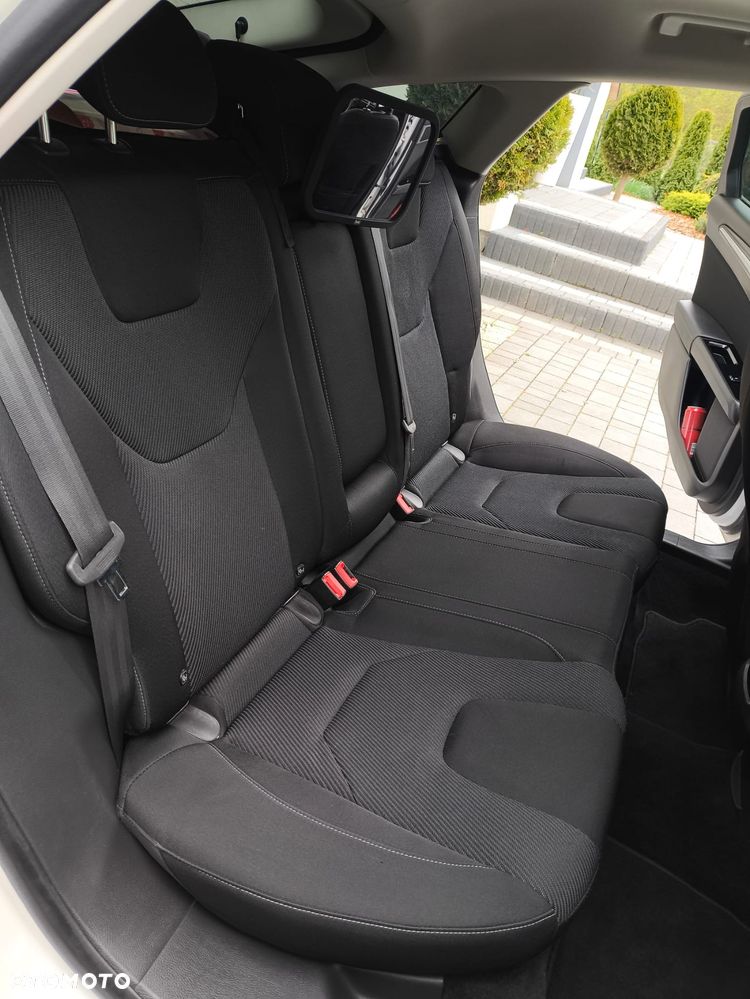 Ford Mondeo 2.0 TDCi Titanium PowerShift - 16