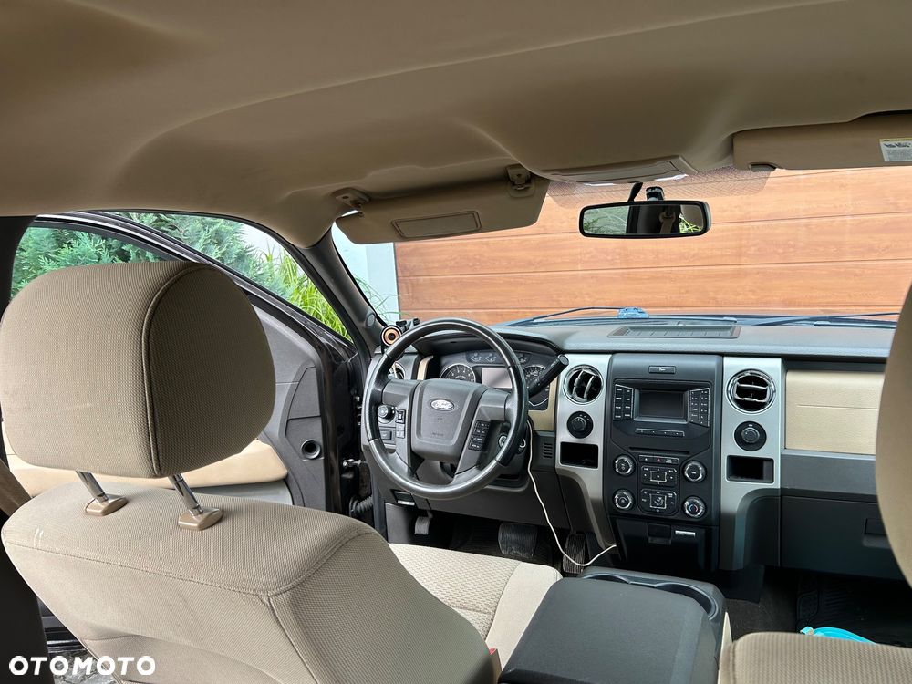 Ford F150 - 8