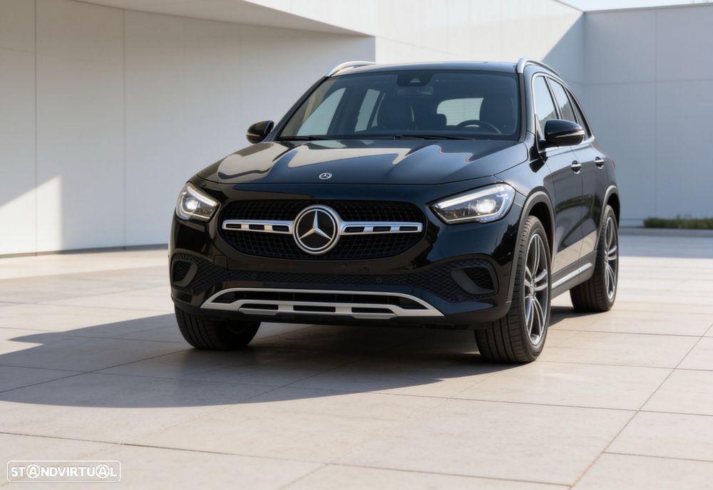 Mercedes-Benz GLA 180 d 8G-DCT — fotografia 16