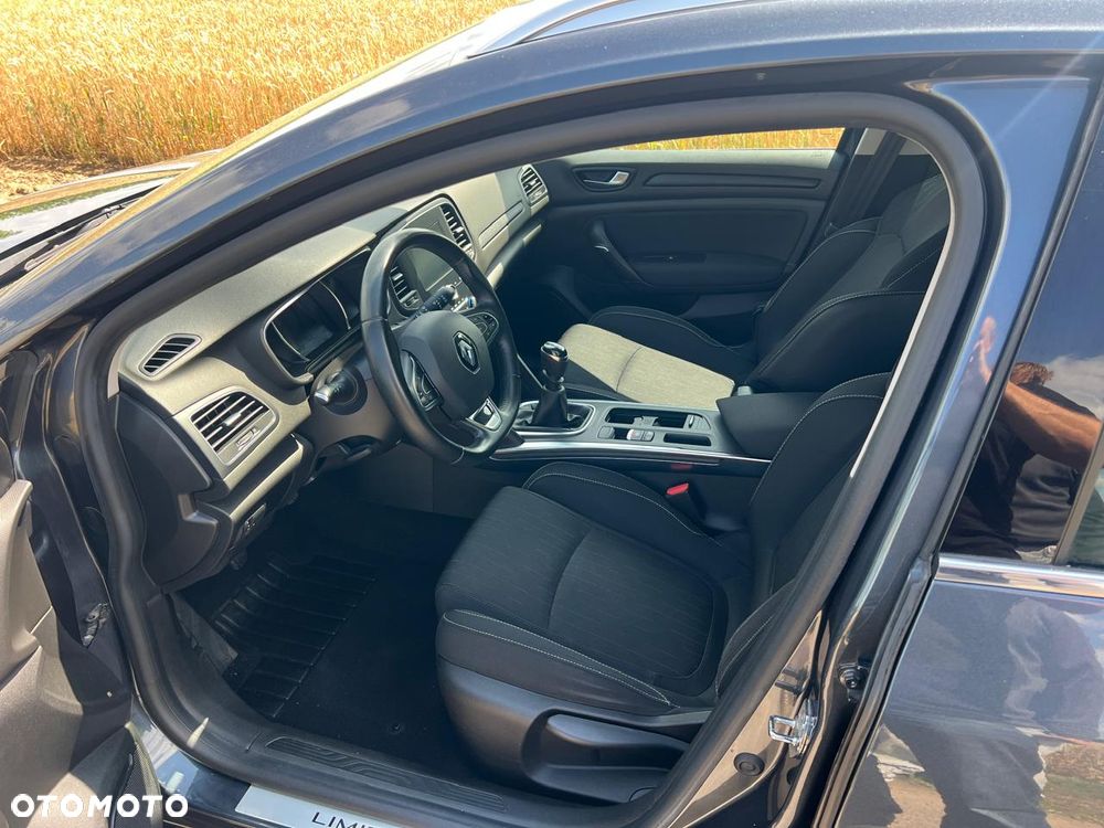 Renault Megane - 8