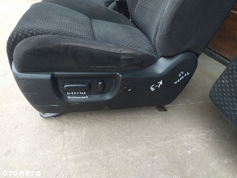 Toyota Tundra Double Cab fotel fotele kanapa boczk - 10