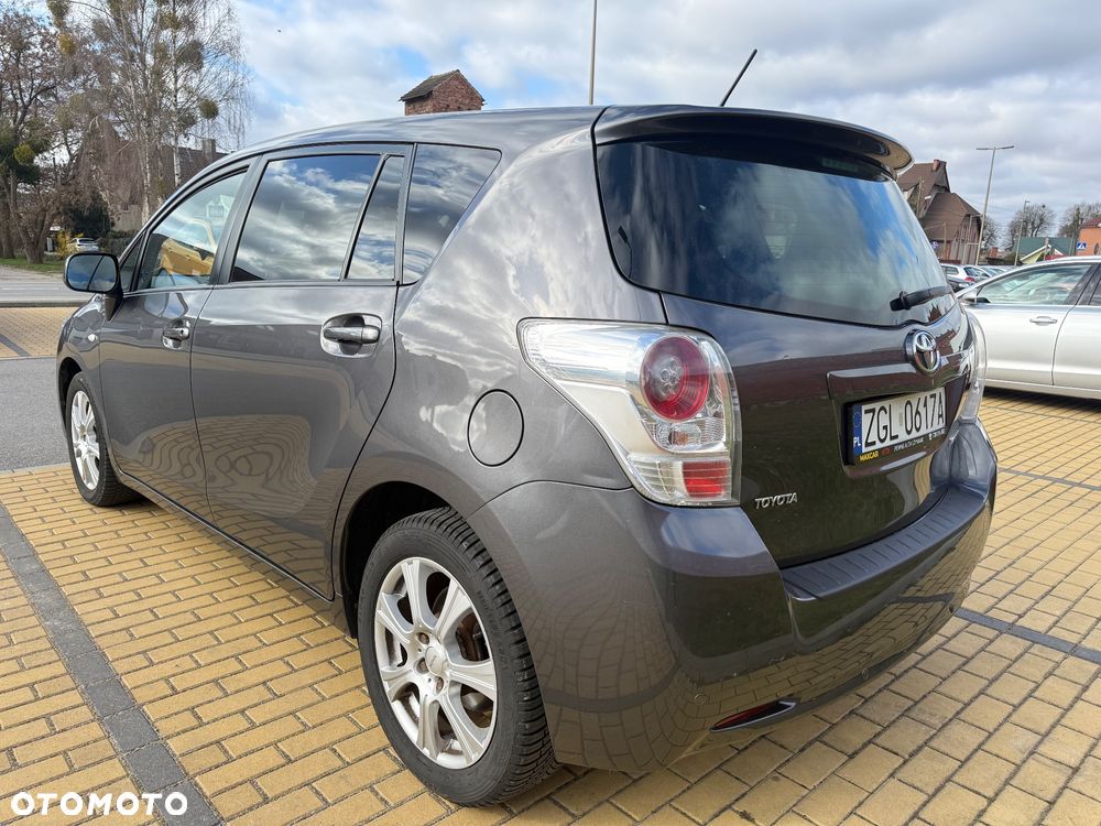 Toyota Verso 1.6 Travel - 8