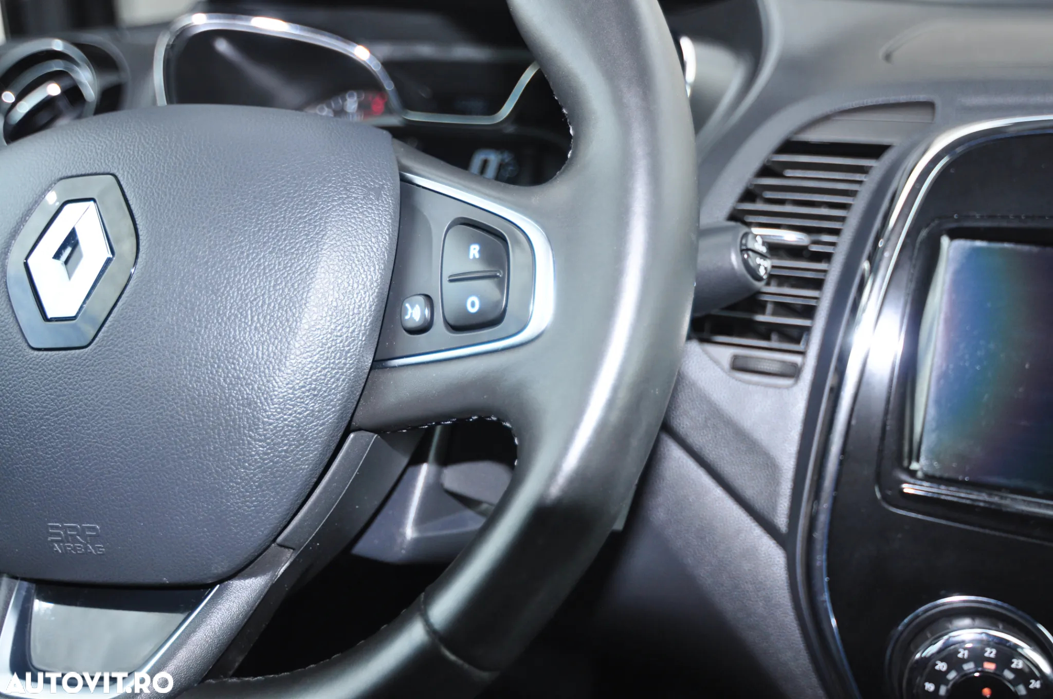 Renault Captur ENERGY dCi 90 EDC XMOD - 21