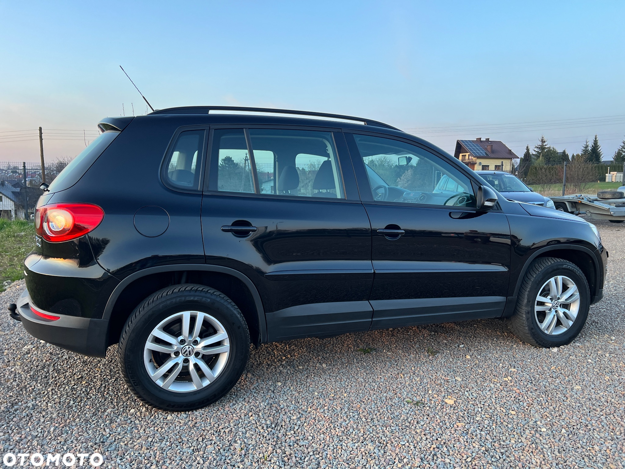 Volkswagen Tiguan 2.0 TDI DPF 4Motion Track & Field - 3