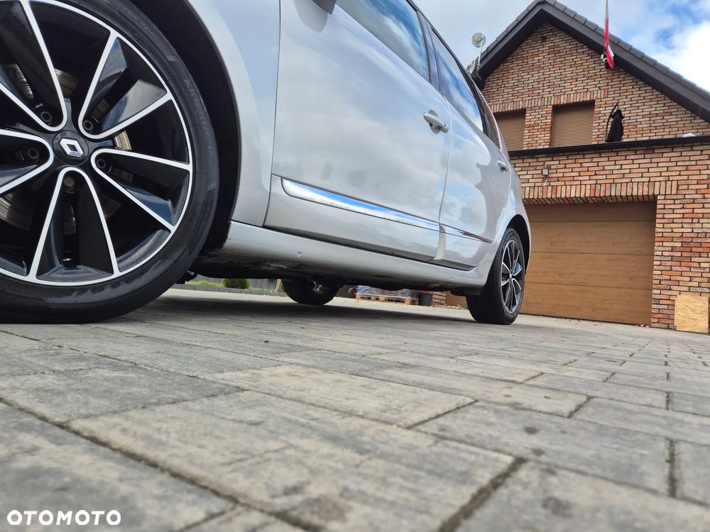 Renault Scenic Energy dCi 130 Euro 6 S&S Bose Edition - 17