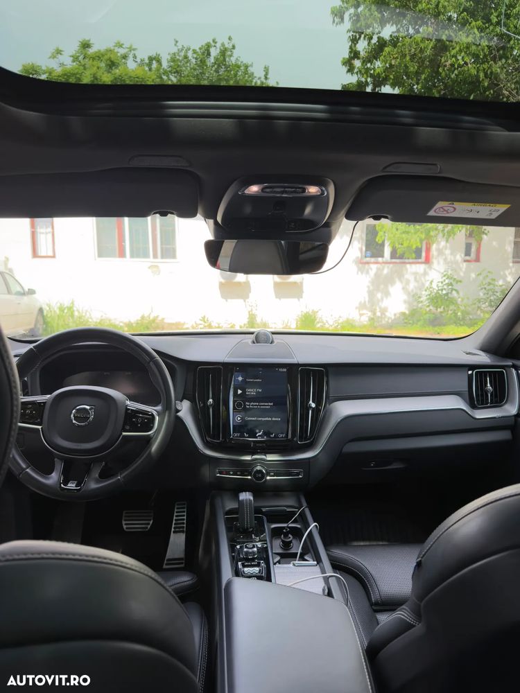VOLVO XC60 2020 — imagine 21