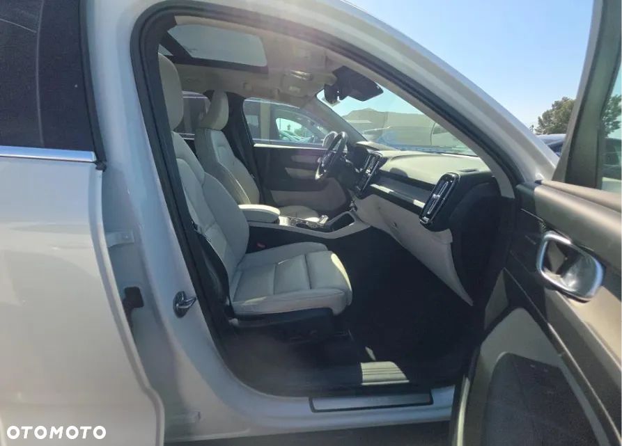 Volvo XC 40 B5 B AWD Ultimate Bright - 10