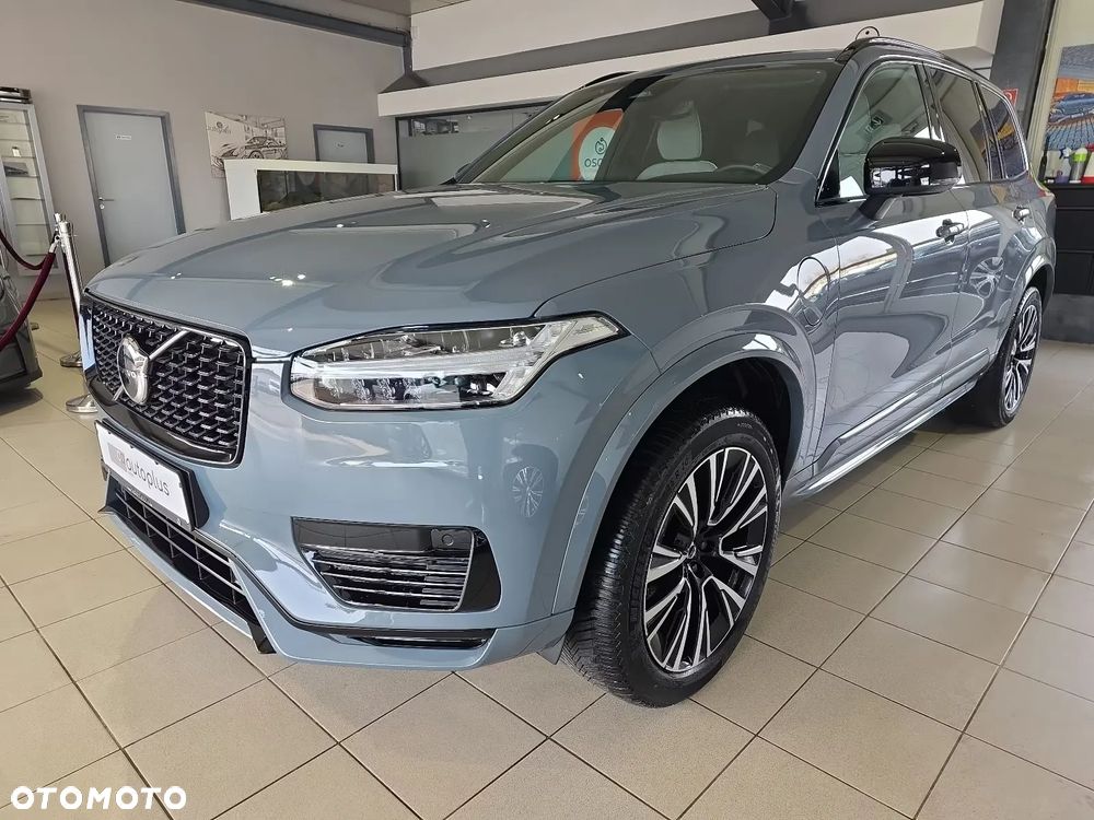 Volvo XC 90 T8 AWD Plus Black Edition - 2