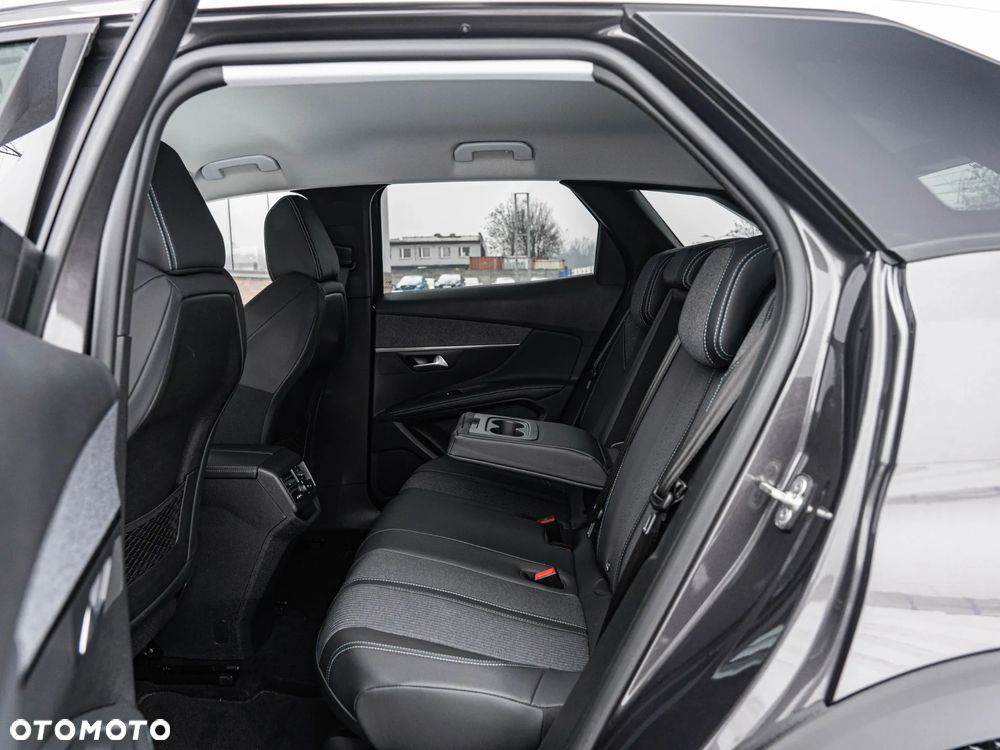 Peugeot 3008 1.5 BlueHDi Allure Pack S&S - 28