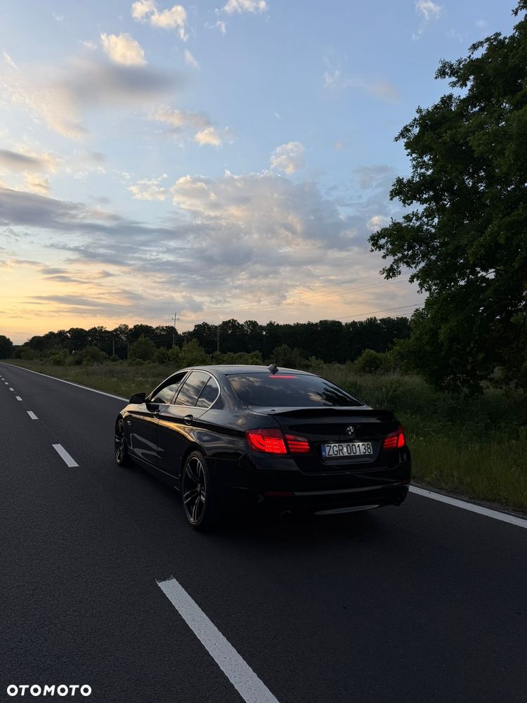 BMW Seria 5 535i - 8