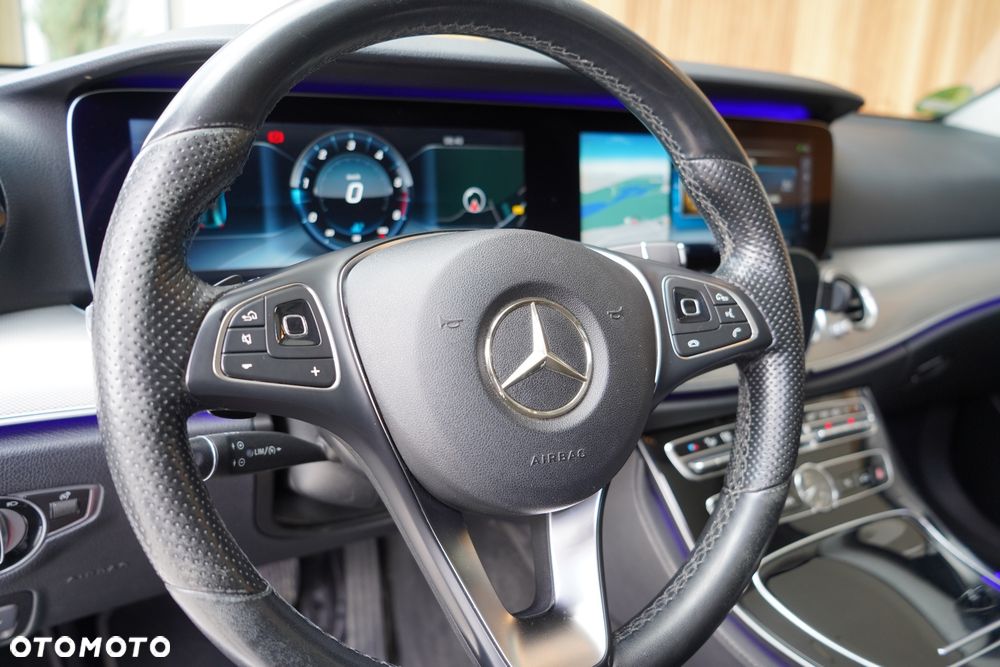 Mercedes-Benz Klasa E 220 d 9G-TRONIC - 12