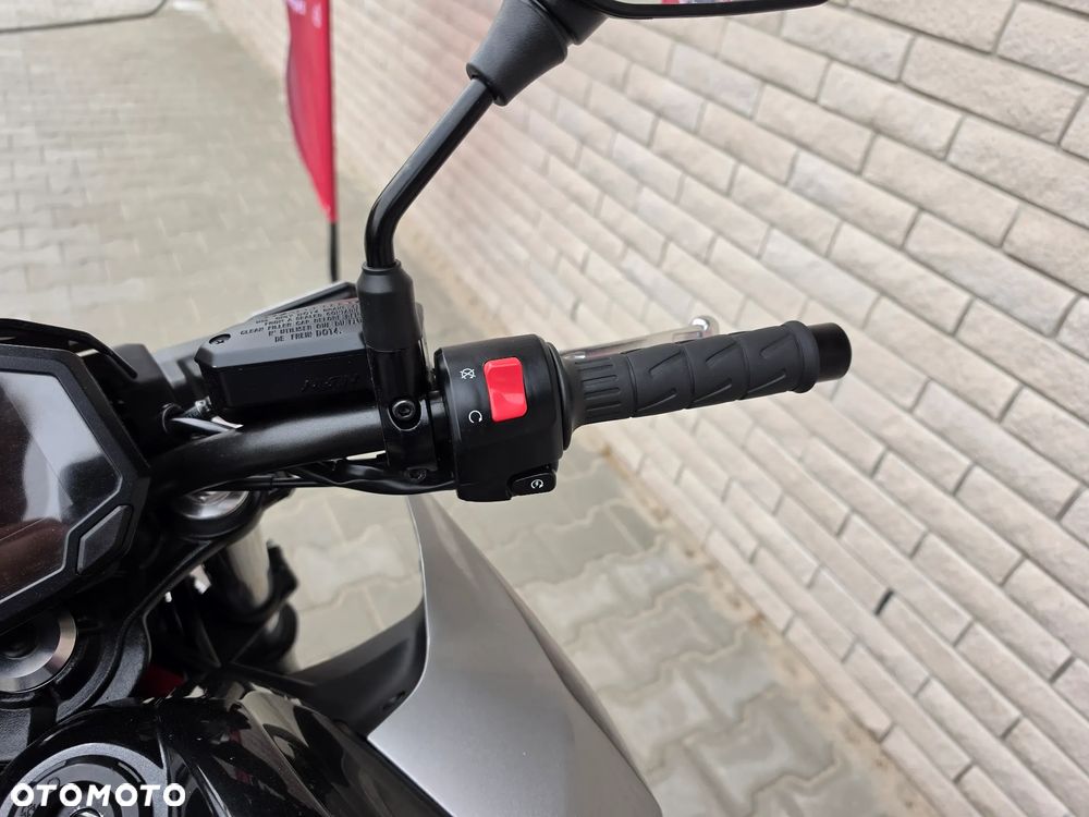 Kawasaki Z 650 - 17